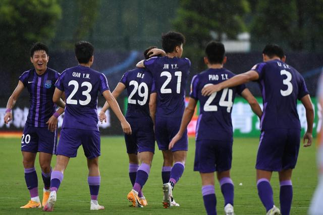 半场-阿根廷2-0约旦 洛塞尔索任意球破门劳塔罗点射+中楣